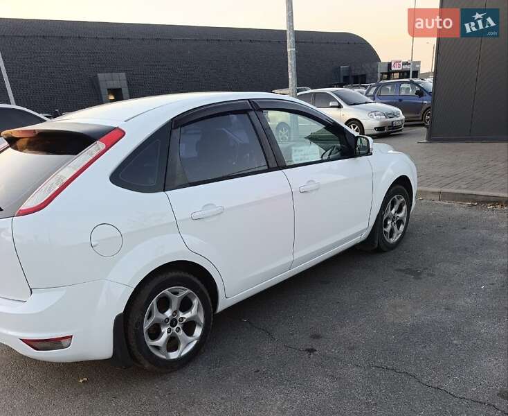 Хэтчбек Ford Focus 2011 в Днепре фото 3 Хэтчбек Ford Focus 2011 в Днепре