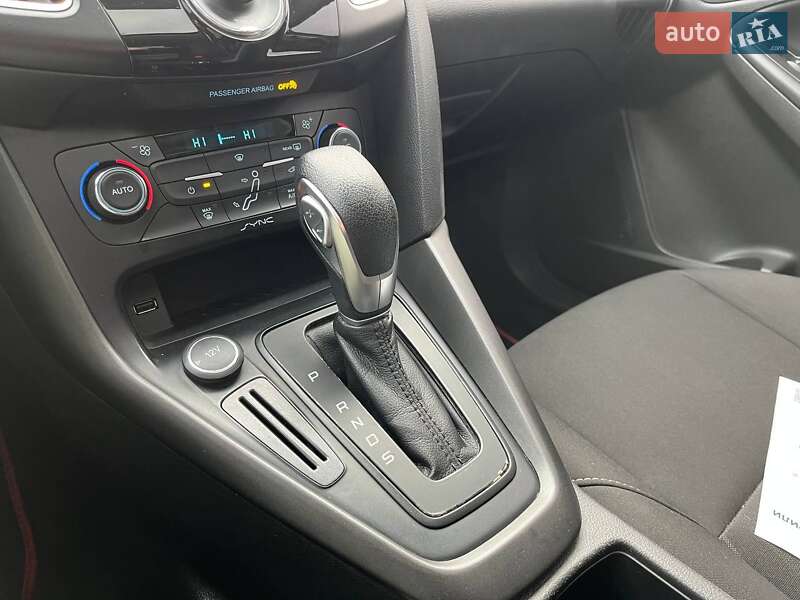 Хетчбек Ford Focus 2017 в Києві фото 25 Хетчбек Ford Focus 2017 в Києві