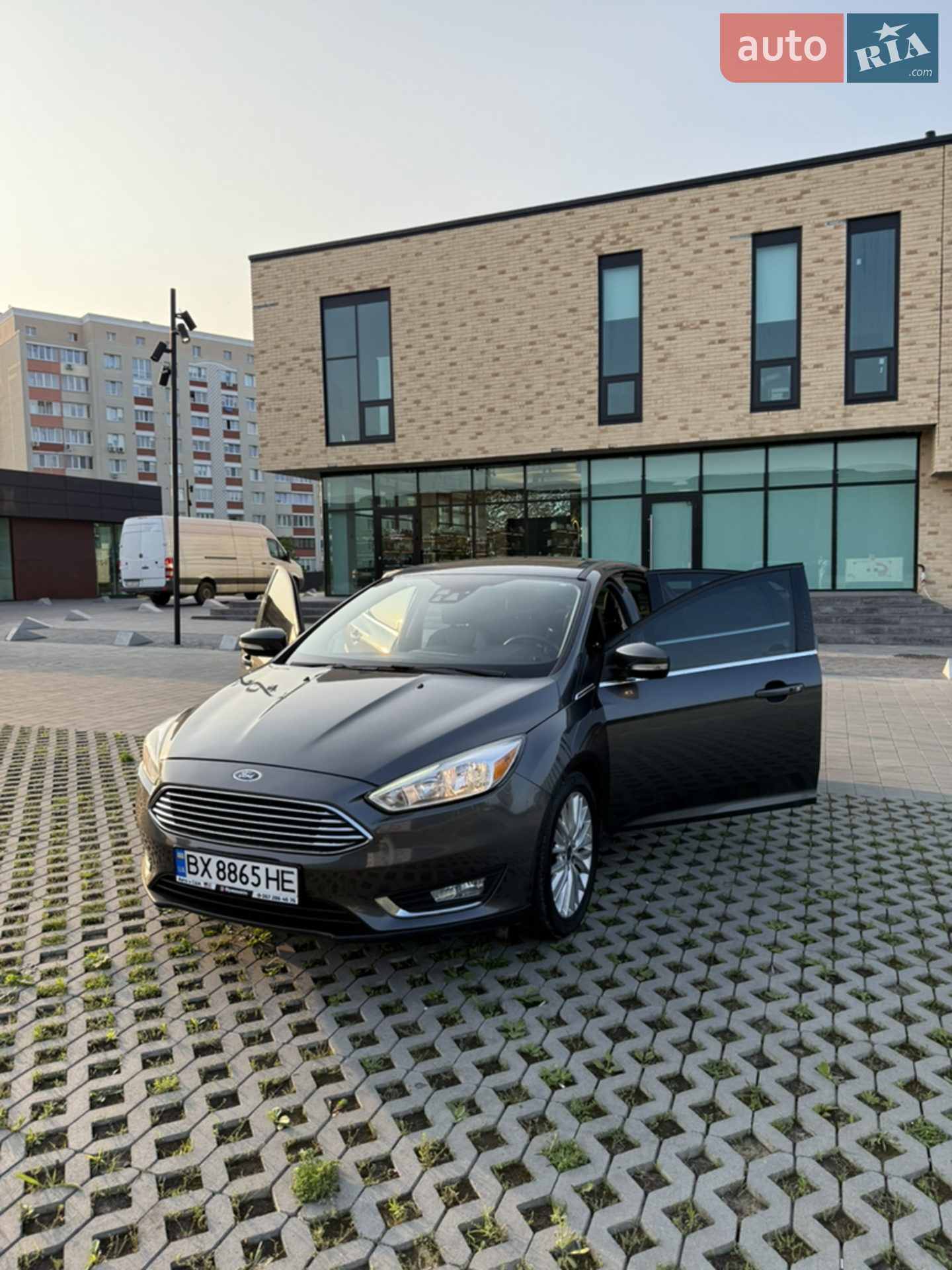 2017 Ford Focus - мініатюра 16