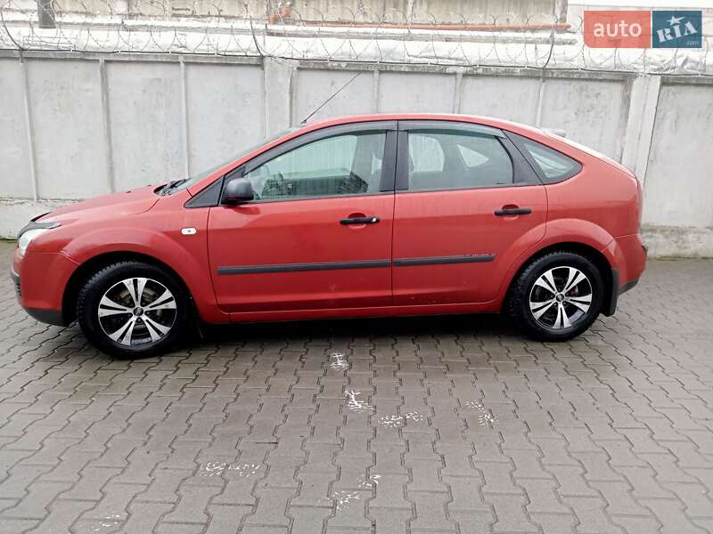 Хетчбек Ford Focus 2006 в Житомирі фото 4 Хетчбек Ford Focus 2006 в Житомирі