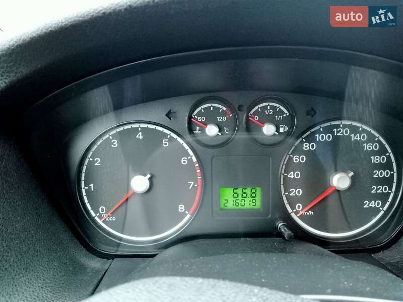 Хетчбек Ford Focus 2006 в Житомирі фото 13 Хетчбек Ford Focus 2006 в Житомирі