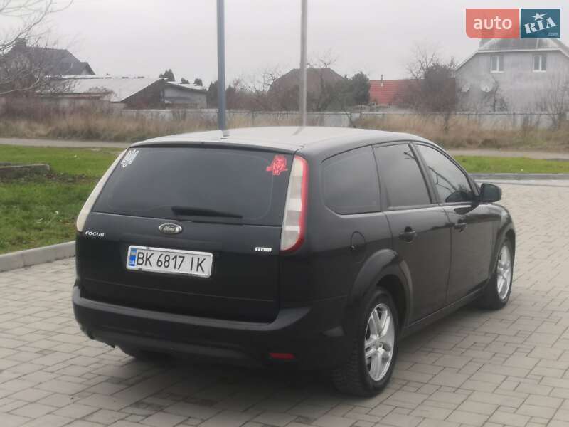 Универсал Ford Focus 2009 в Здолбунове
