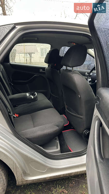 Хетчбек Ford Focus 2008 в Івано-Франківську