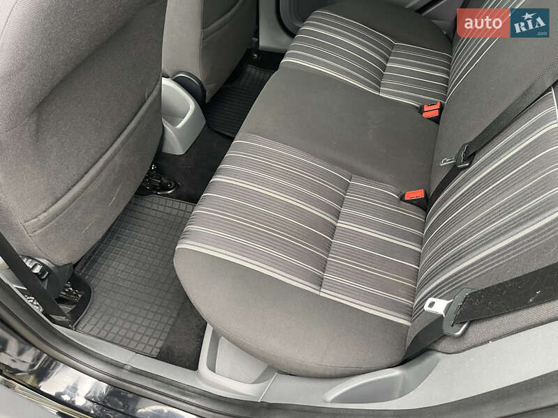 Універсал Ford Focus 2008 в Христинівці фото 49 Універсал Ford Focus 2008 в Христинівці
