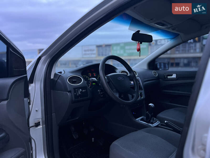 Универсал Ford Focus 2006 в Черновцах фото 19 Универсал Ford Focus 2006 в Черновцах