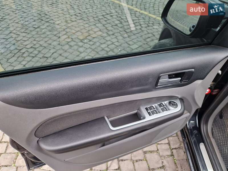 Универсал Ford Focus 2010 в Мукачево фото 12 Универсал Ford Focus 2010 в Мукачево