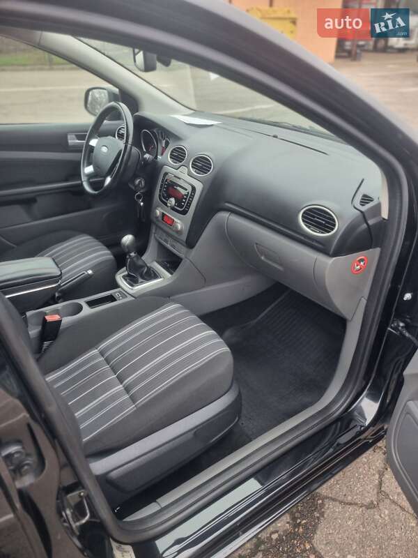 Универсал Ford Focus 2010 в Первомайске
