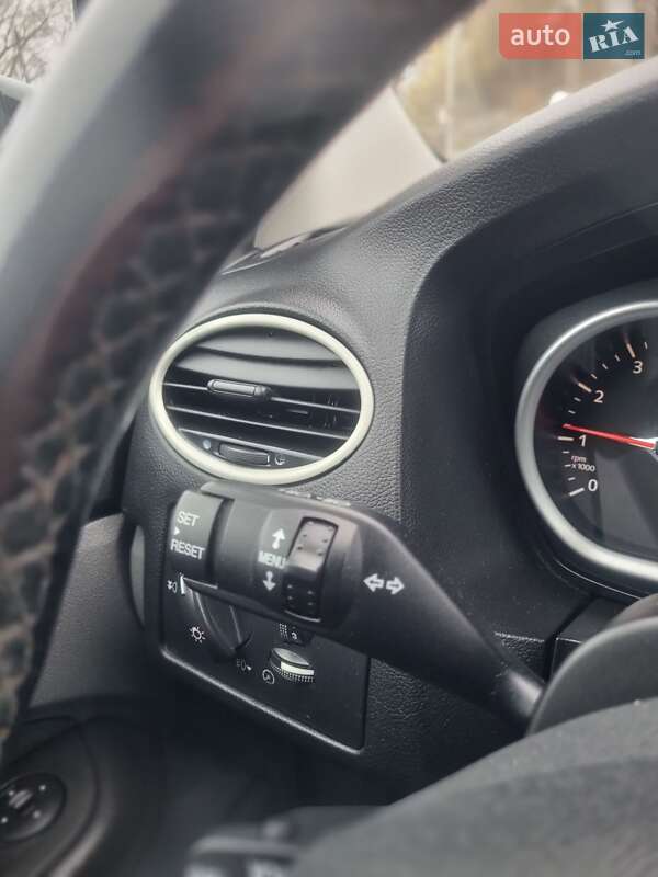 Универсал Ford Focus 2010 в Первомайске