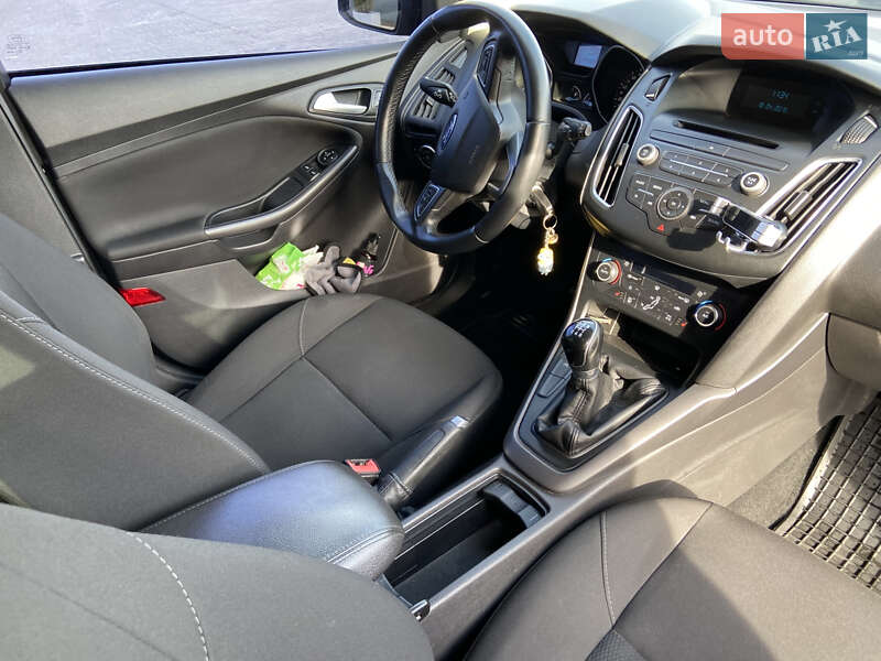 Універсал Ford Focus 2015 в Маяках