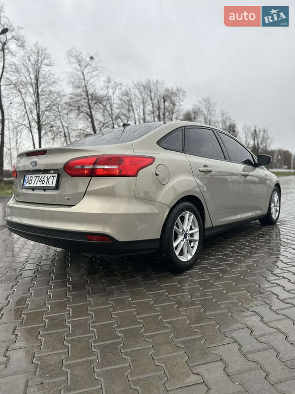 Седан Ford Focus 2015 в Тульчине