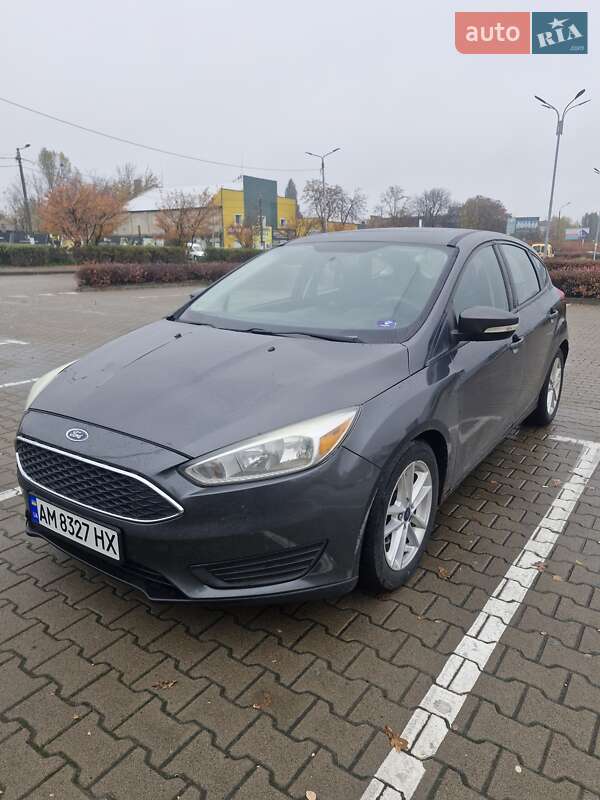 Хетчбек Ford Focus 2016 в Житомирі фото Хетчбек Ford Focus 2016 в Житомирі
