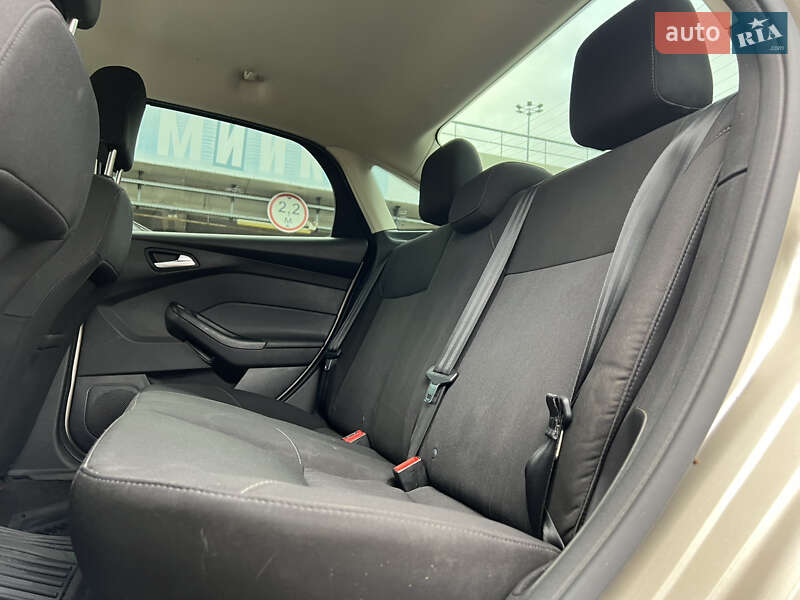 Седан Ford Focus 2018 в Киеве