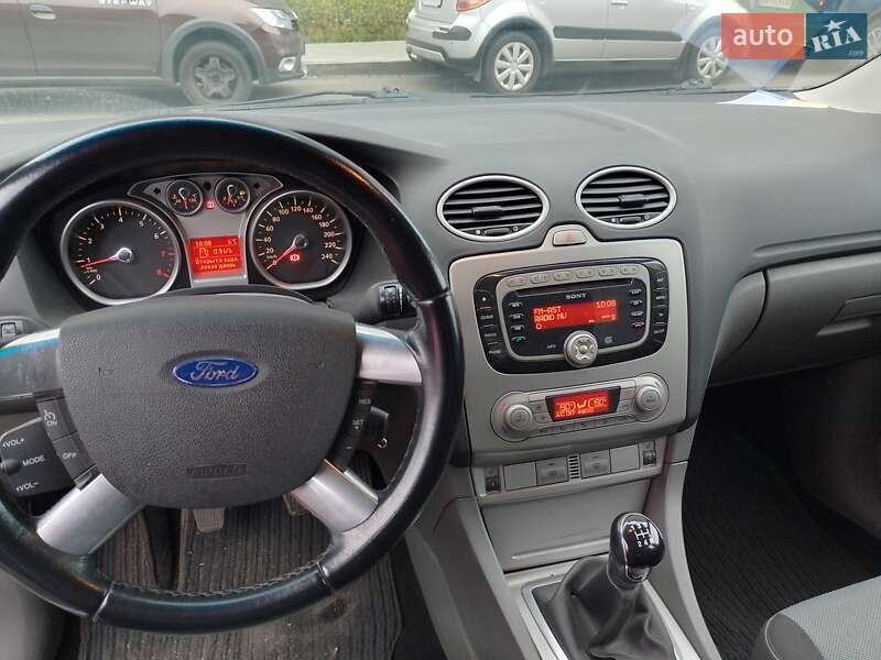 Хетчбек Ford Focus 2011 в Києві