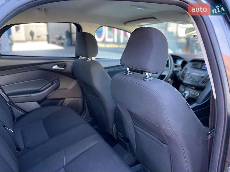 Седан Ford Focus 2015 в Киеве