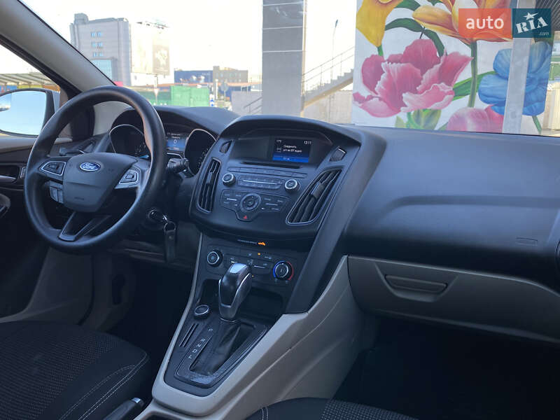 Хэтчбек Ford Focus 2015 в Киеве