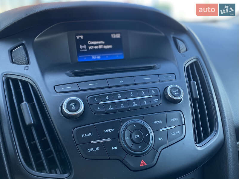 Хэтчбек Ford Focus 2015 в Киеве