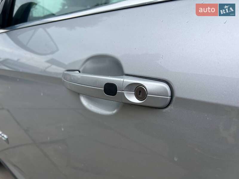 Седан Ford Focus 2016 в Киеве