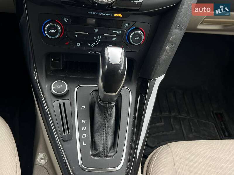 Седан Ford Focus 2016 в Киеве