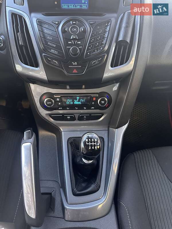 Хэтчбек Ford Focus 2012 в Золочеве фото 17 Хэтчбек Ford Focus 2012 в Золочеве