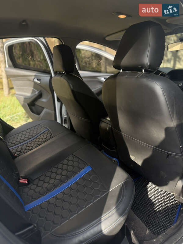 Седан Ford Focus 2015 в Харькове