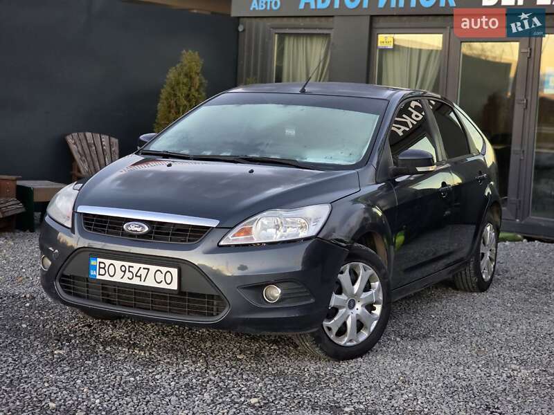 Хэтчбек Ford Focus 2010 в Тернополе