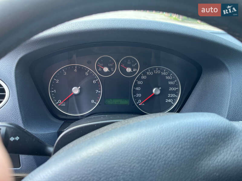 Хэтчбек Ford Focus 2005 в Владимирце фото 5 Хэтчбек Ford Focus 2005 в Владимирце