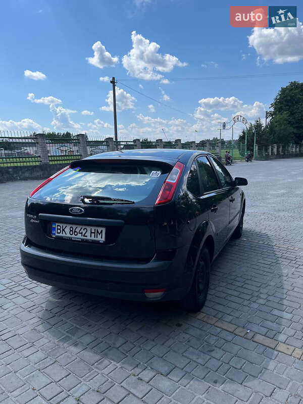 Хэтчбек Ford Focus 2005 в Владимирце фото 3 Хэтчбек Ford Focus 2005 в Владимирце