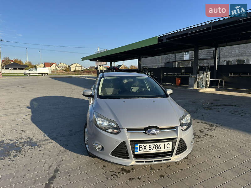 Хэтчбек Ford Focus 2013 в Каменец-Подольском
