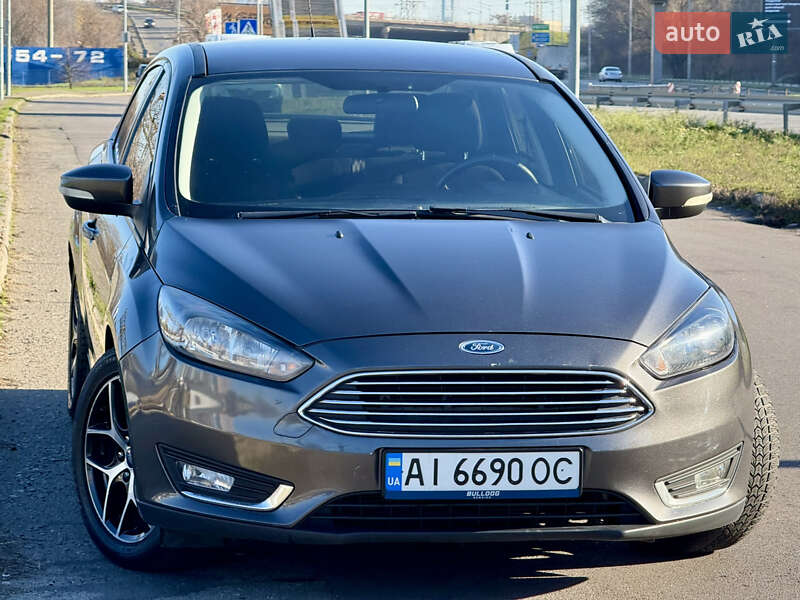 Седан Ford Focus 2015 в Києві