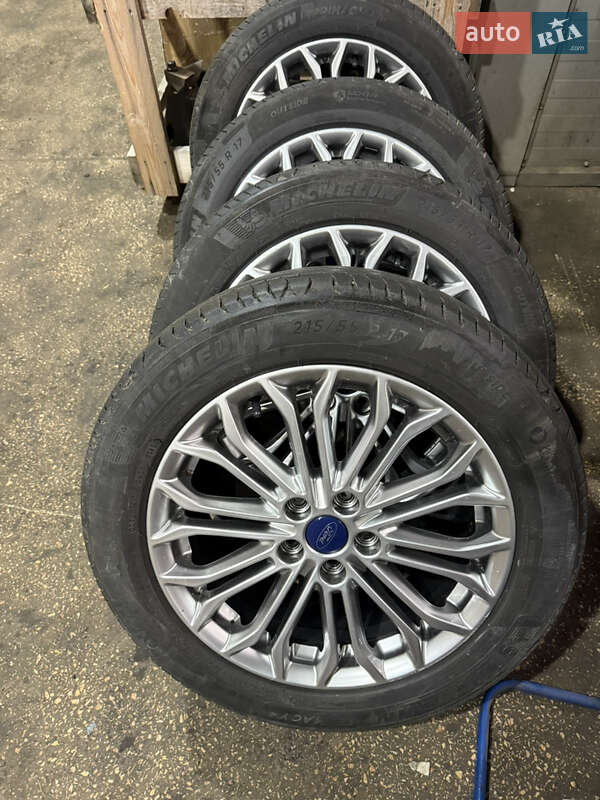 Хэтчбек Ford Focus 2015 в Харькове