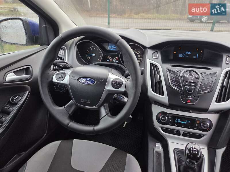 Седан Ford Focus 2013 в Хмельницком фото 18 Седан Ford Focus 2013 в Хмельницком