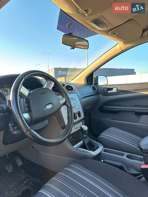 Хэтчбек Ford Focus 2008 в Львове