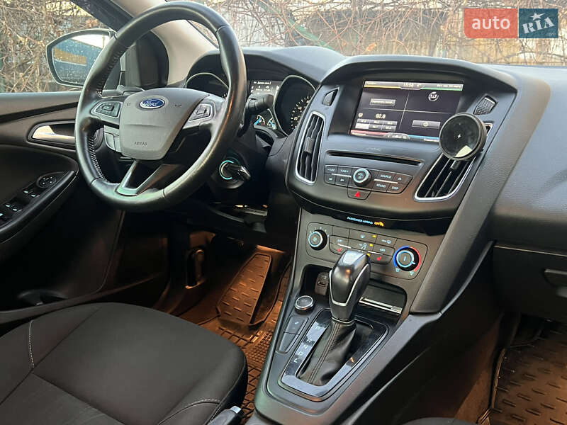 Седан Ford Focus 2016 в Києві