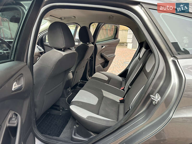 Хэтчбек Ford Focus 2013 в Ивано-Франковске