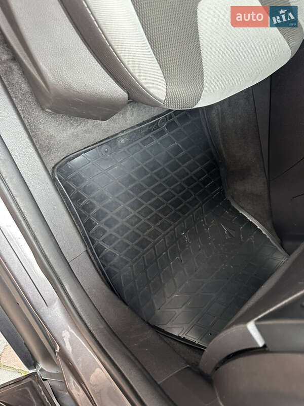 Хэтчбек Ford Focus 2013 в Ивано-Франковске