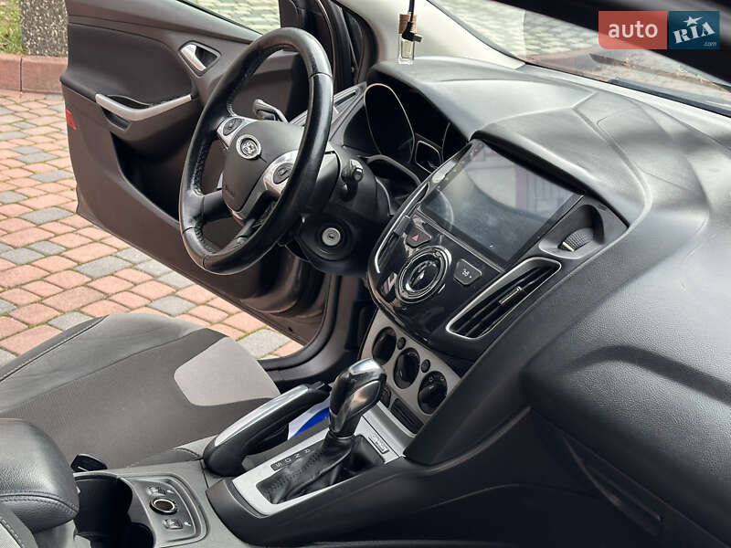 Хэтчбек Ford Focus 2013 в Ивано-Франковске