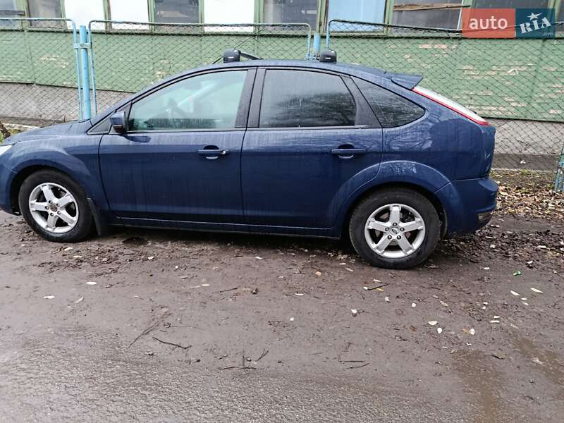 Хэтчбек Ford Focus 2008 в Киеве
