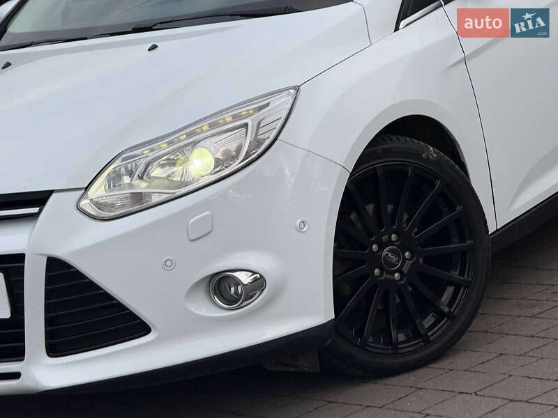 Хетчбек Ford Focus 2013 в Стрию