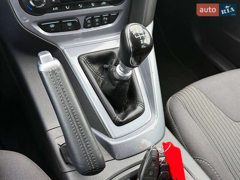 Хетчбек Ford Focus 2013 в Стрию