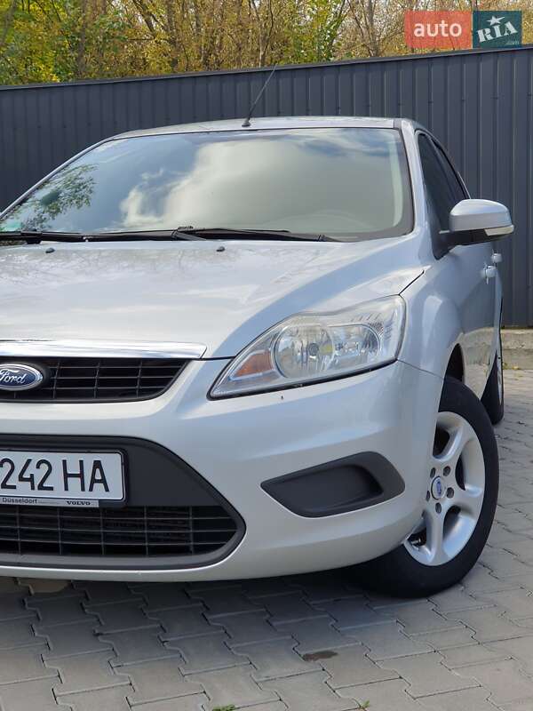 Ford Focus 2010 Ford Focus 2010
