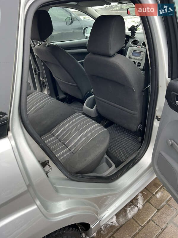 Универсал Ford Focus 2008 в Ровно фото 10 Универсал Ford Focus 2008 в Ровно