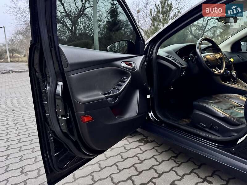 Седан Ford Focus 2016 в Львові фото 12 Седан Ford Focus 2016 в Львові