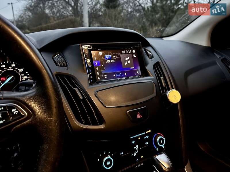 Седан Ford Focus 2016 в Львові фото 16 Седан Ford Focus 2016 в Львові