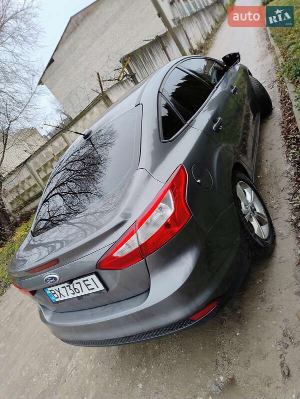 Седан Ford Focus 2013 в Хмельницком фото 2 Седан Ford Focus 2013 в Хмельницком