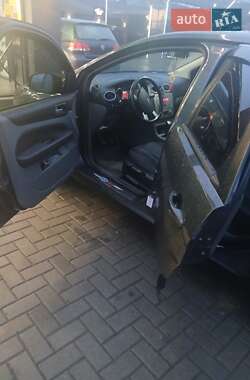 Хэтчбек Ford Focus 2008 в Ужгороде