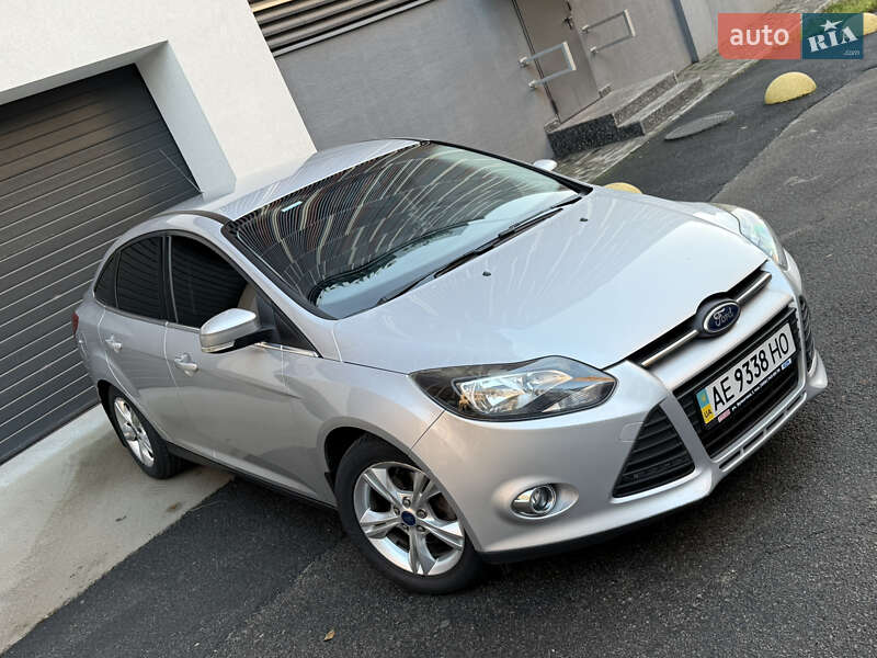 Седан Ford Focus 2011 в Дніпрі