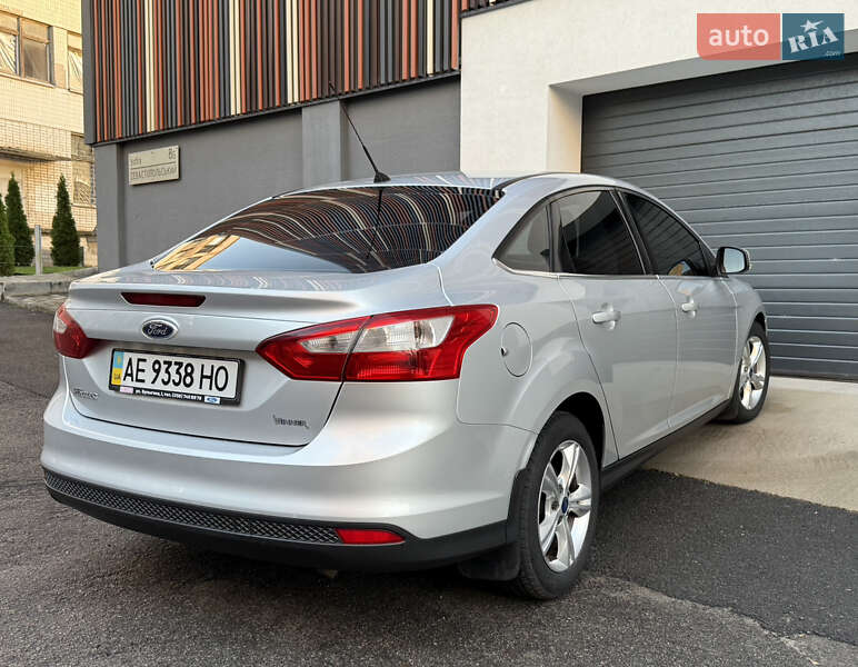 Седан Ford Focus 2011 в Дніпрі