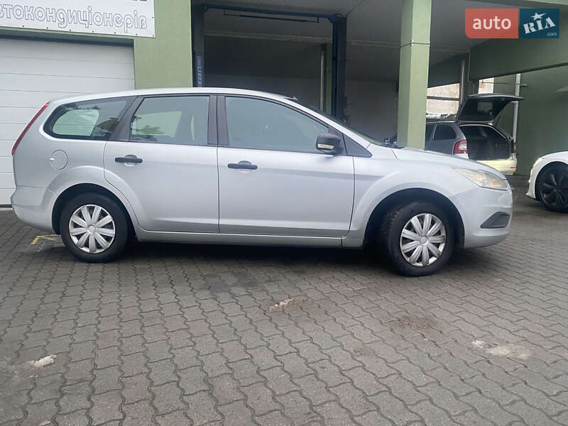 Универсал Ford Focus 2008 в Мостиске