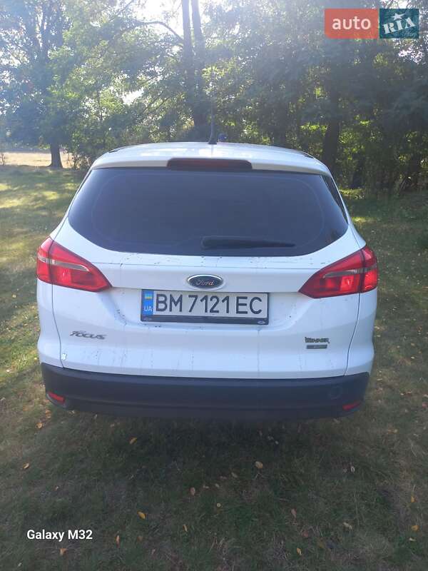 Універсал Ford Focus 2015 в Лебедині