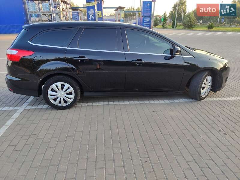 Универсал Ford Focus 2013 в Дубно фото 3 Универсал Ford Focus 2013 в Дубно